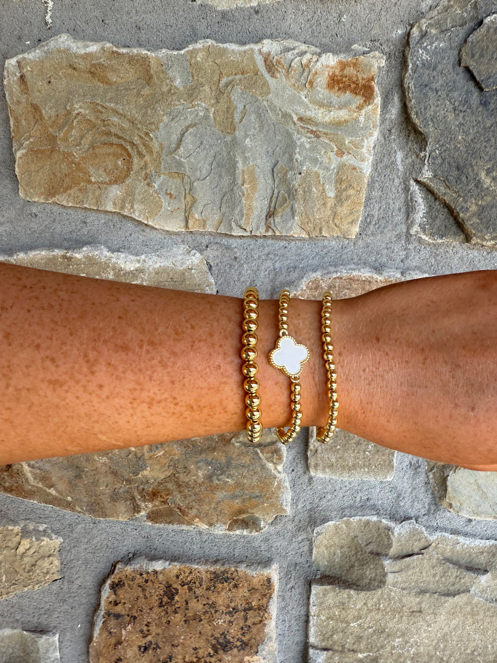 White & Gold Four Leaf Clover Bracelet