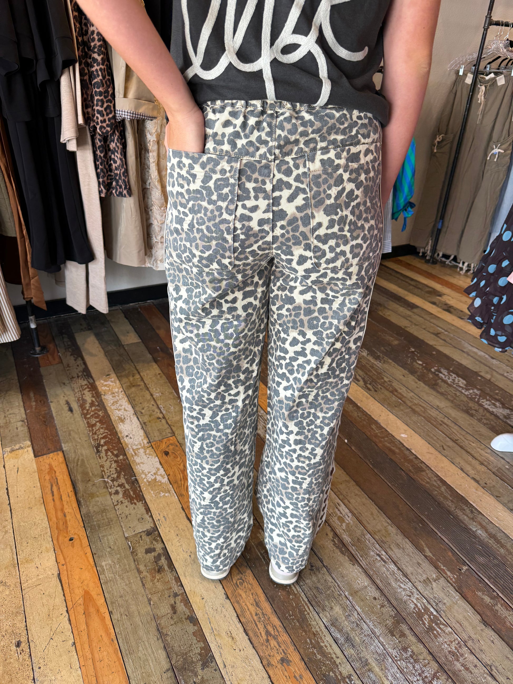 Leopard Hearts
