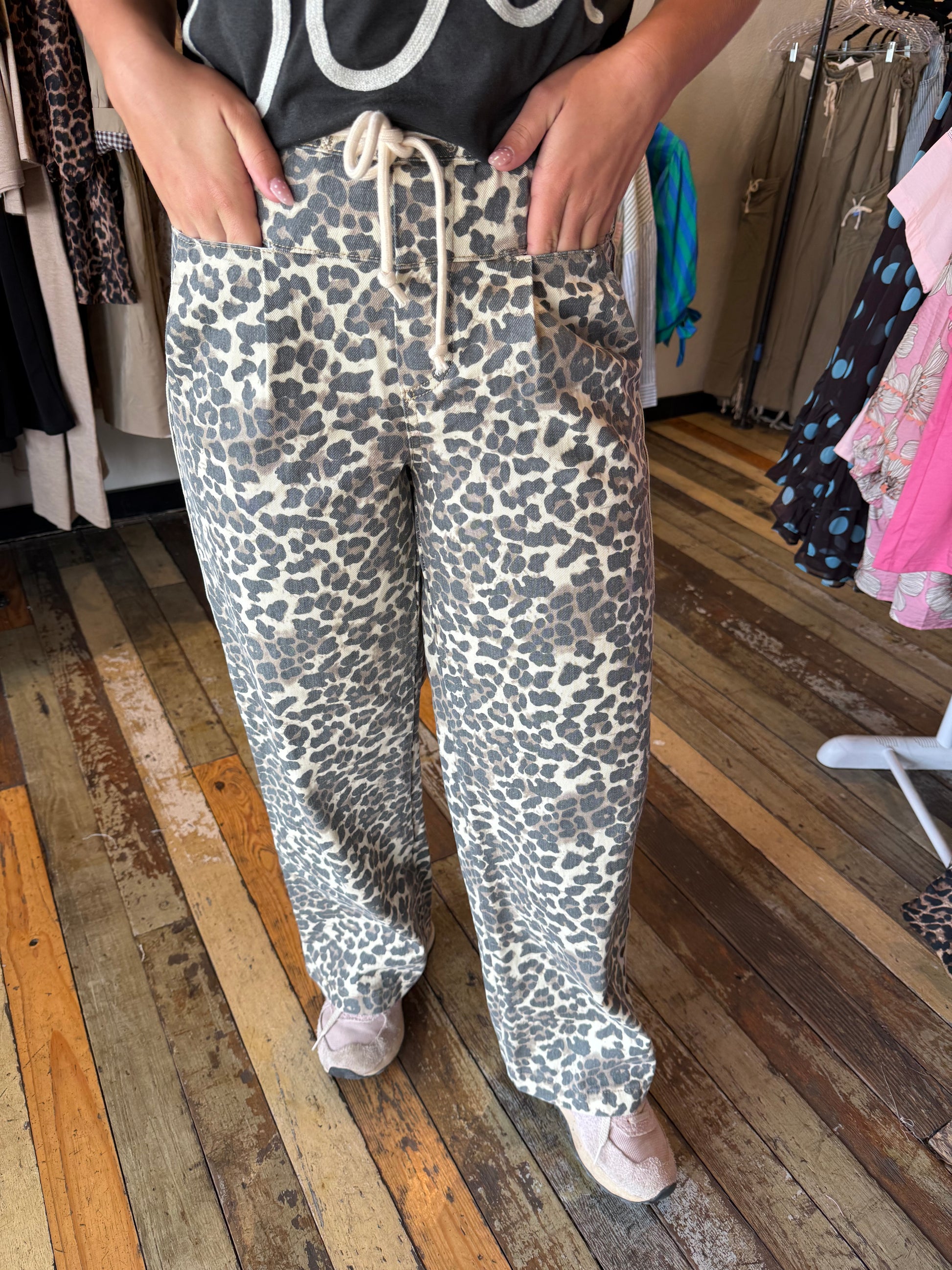 Leopard Hearts