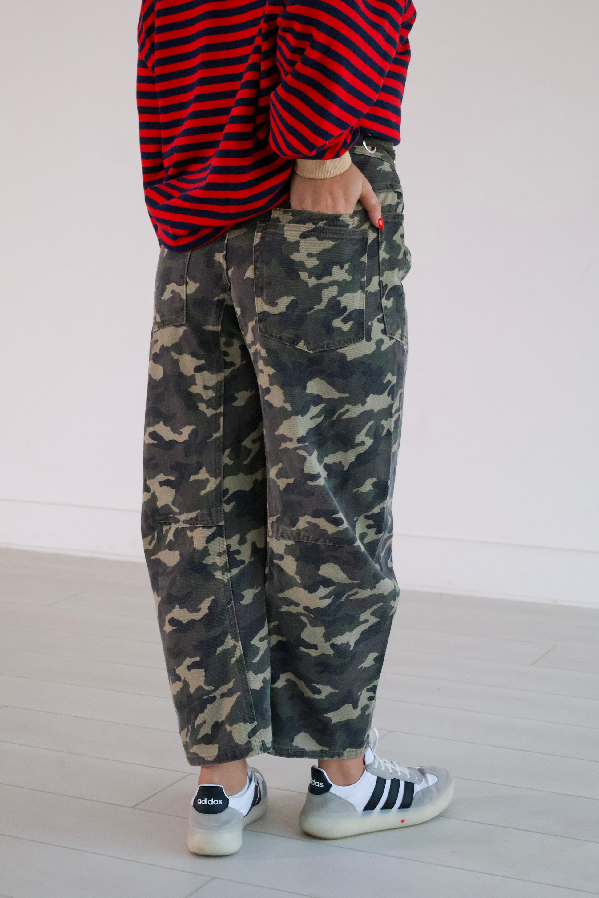 camo barrel jeans