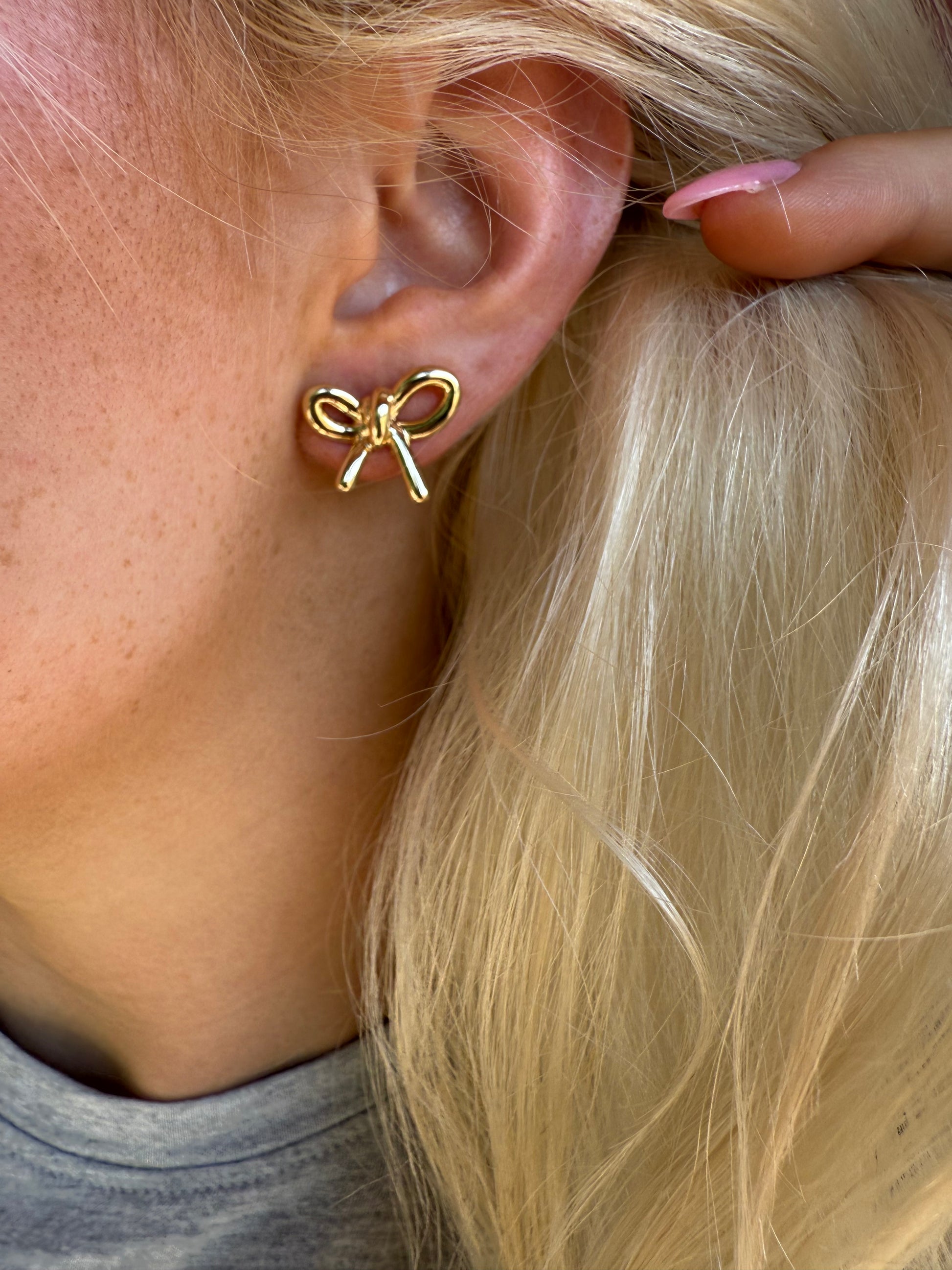 Knot Bow Earrings