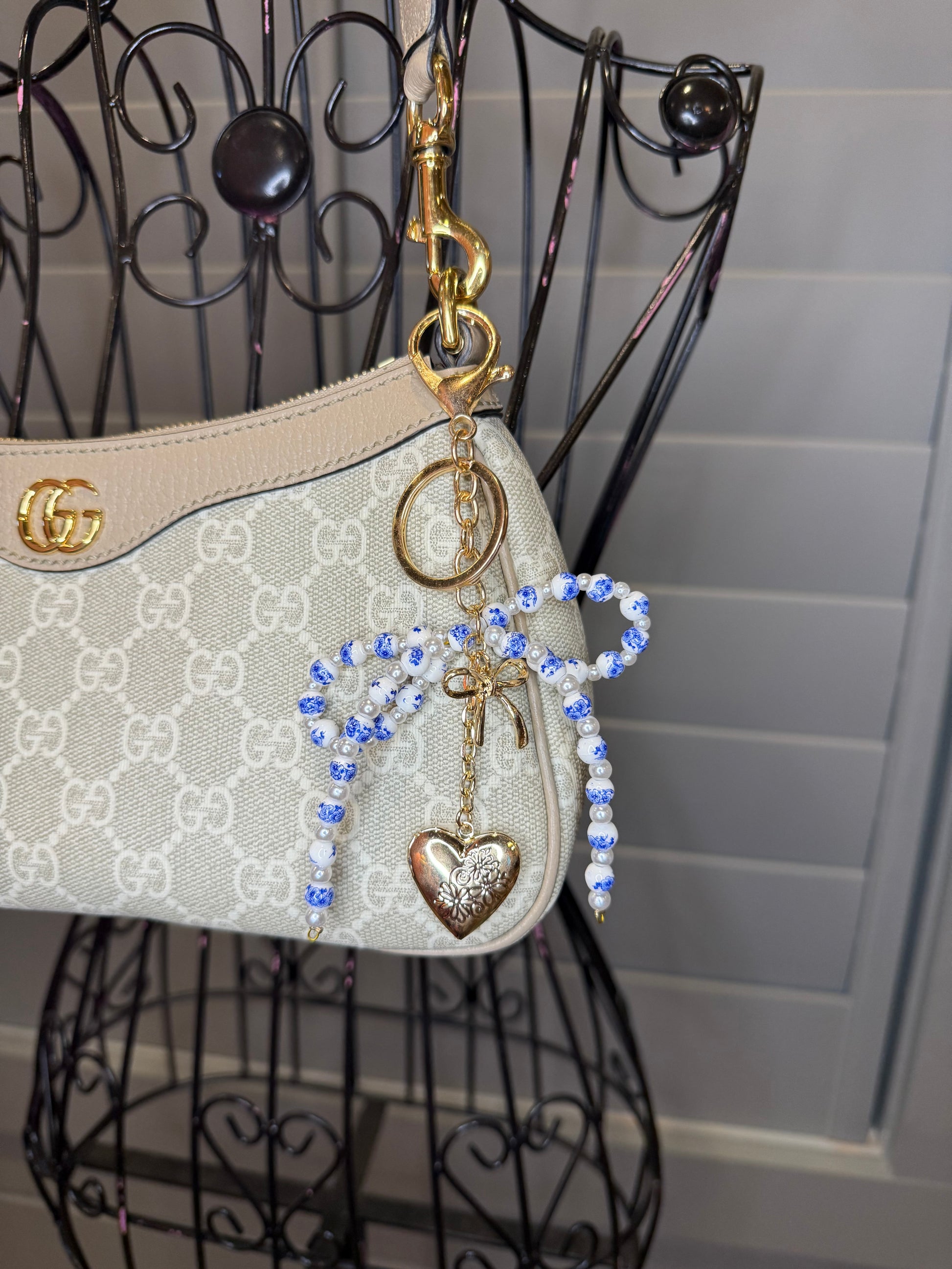 Vintage Bow Bag Charm ￼