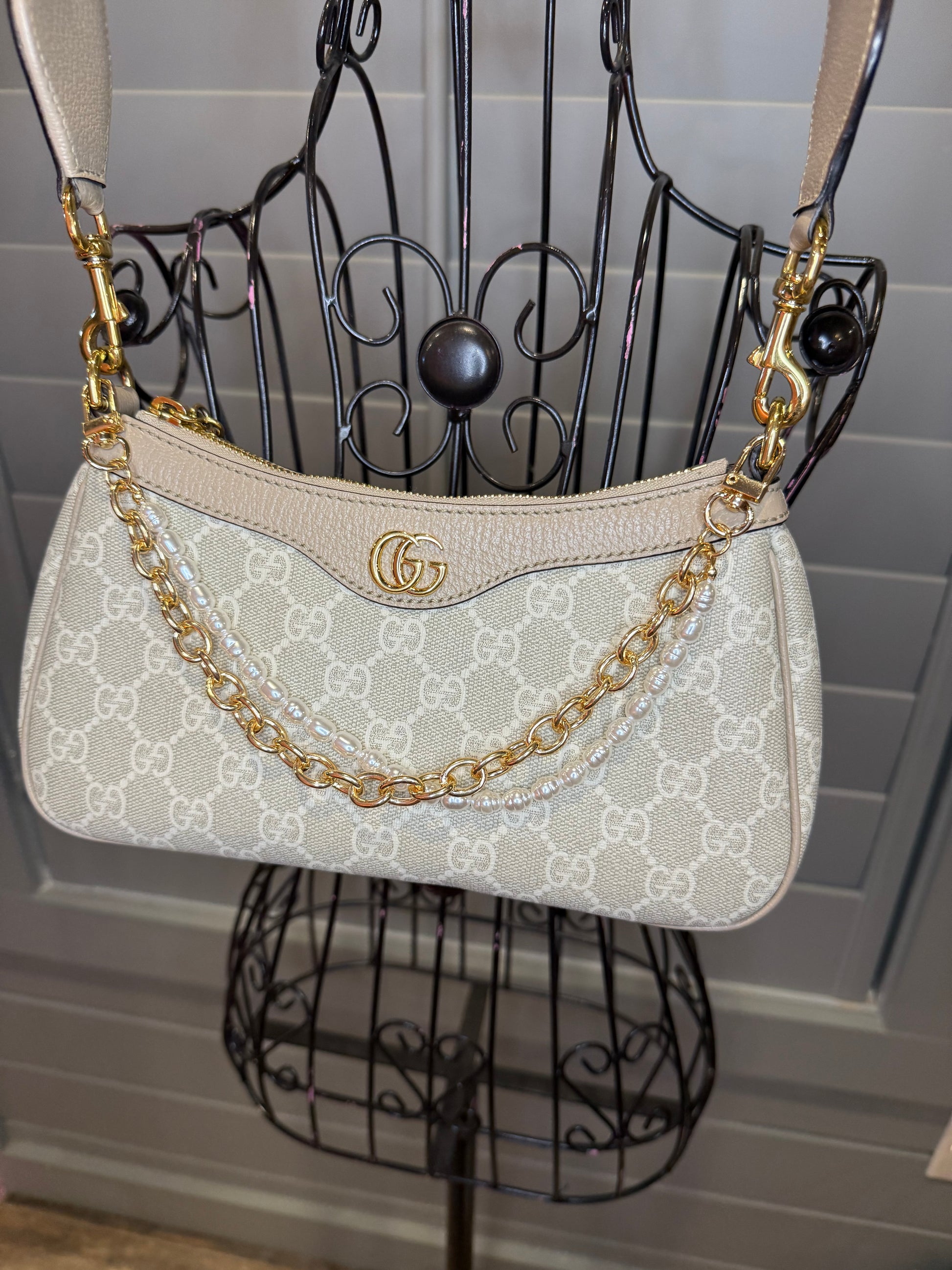 Pearl Gold Chain Charm