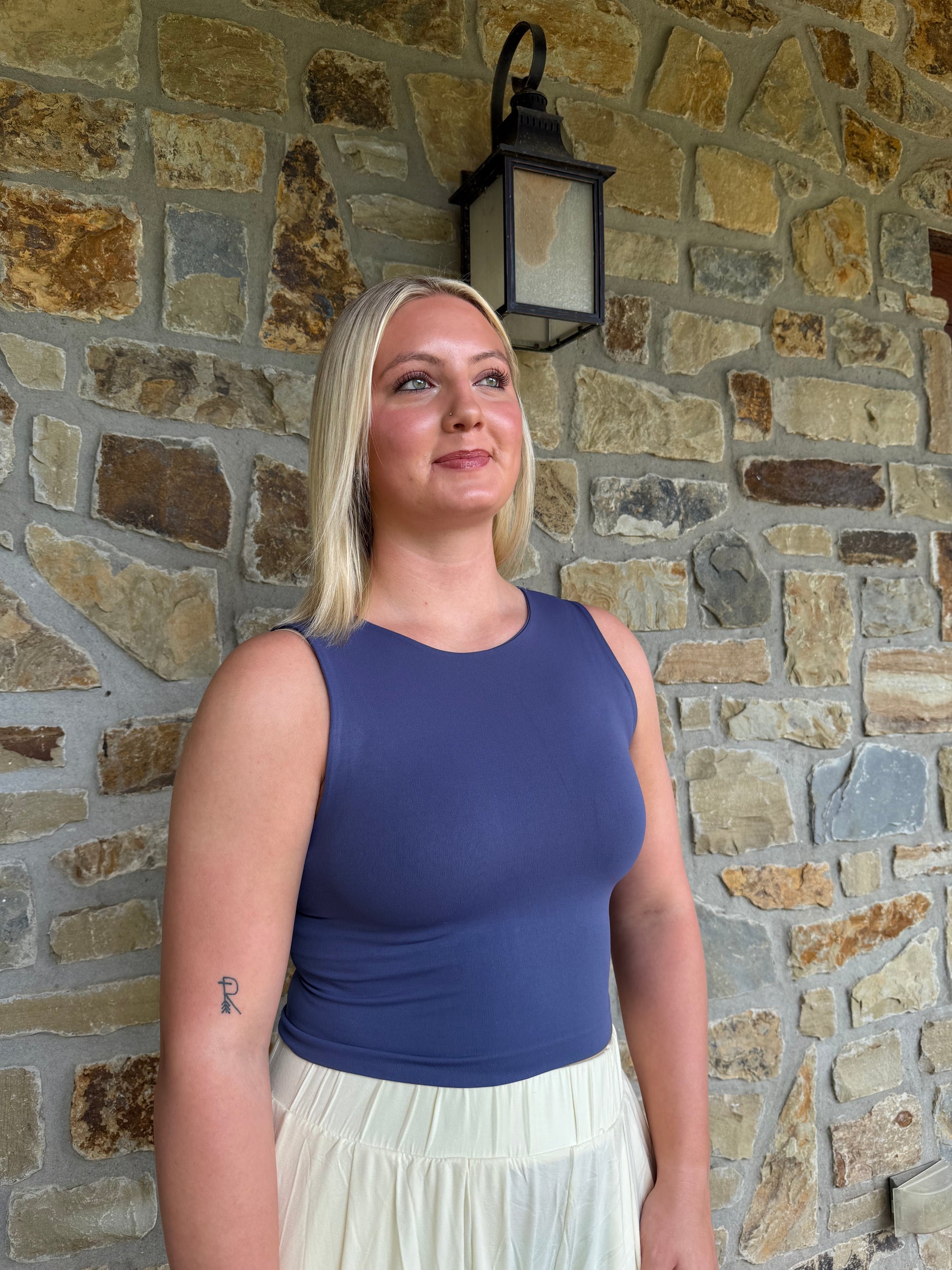 NikiBiki Crew Neck Crop Top