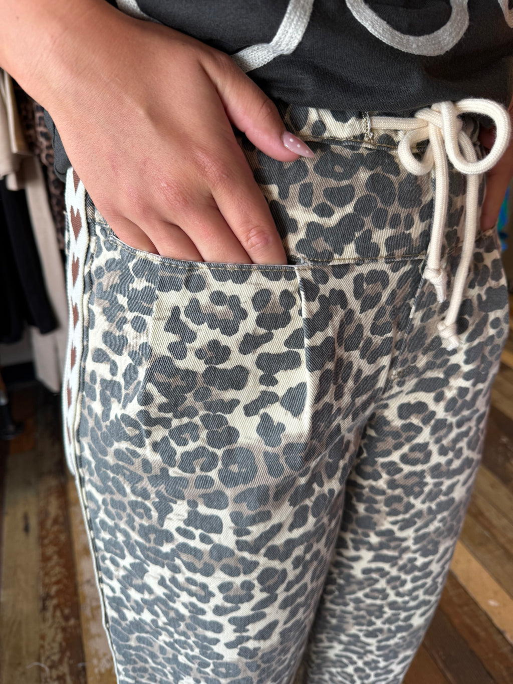 Leopard Hearts