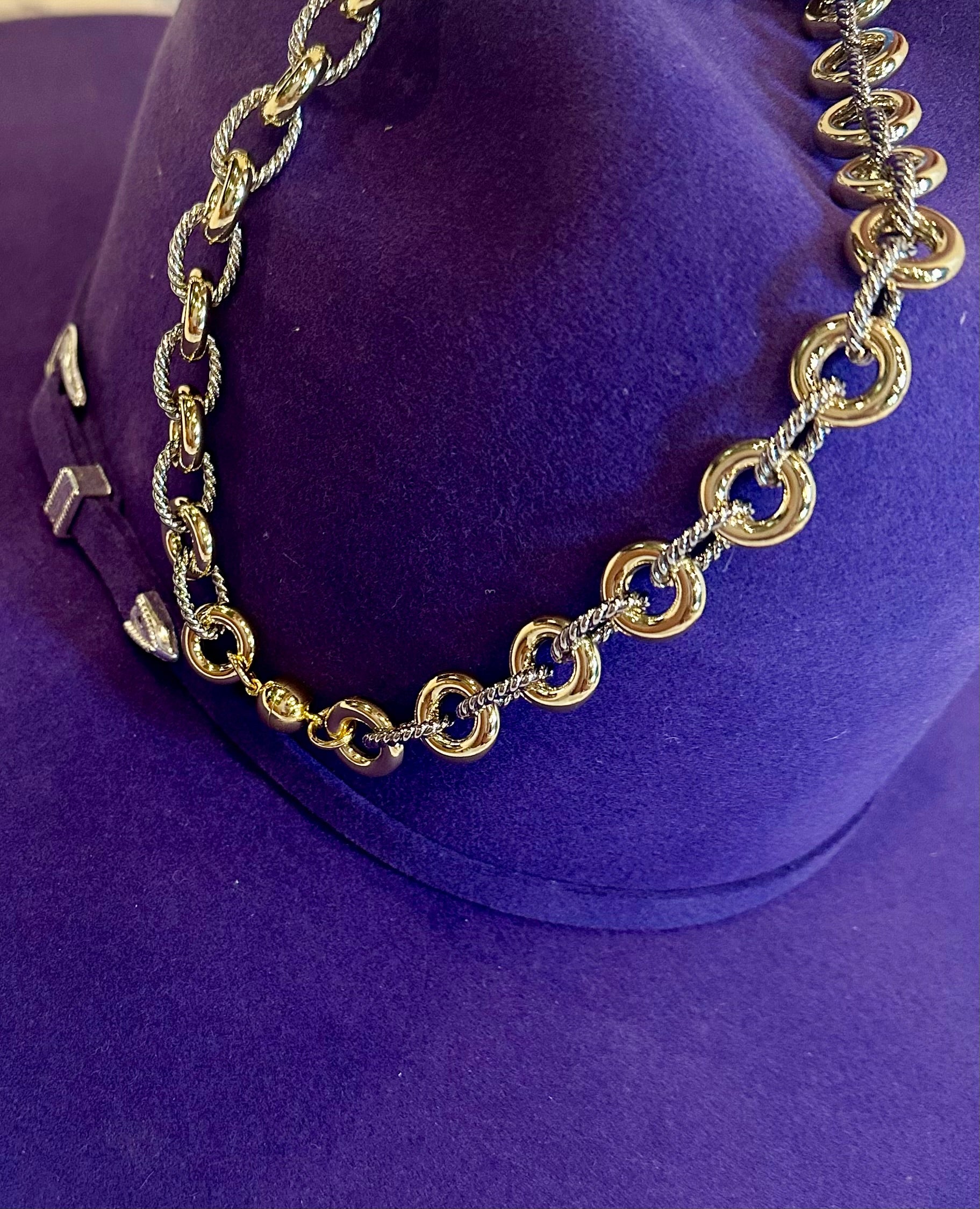 Magnet Clip Chain Necklace